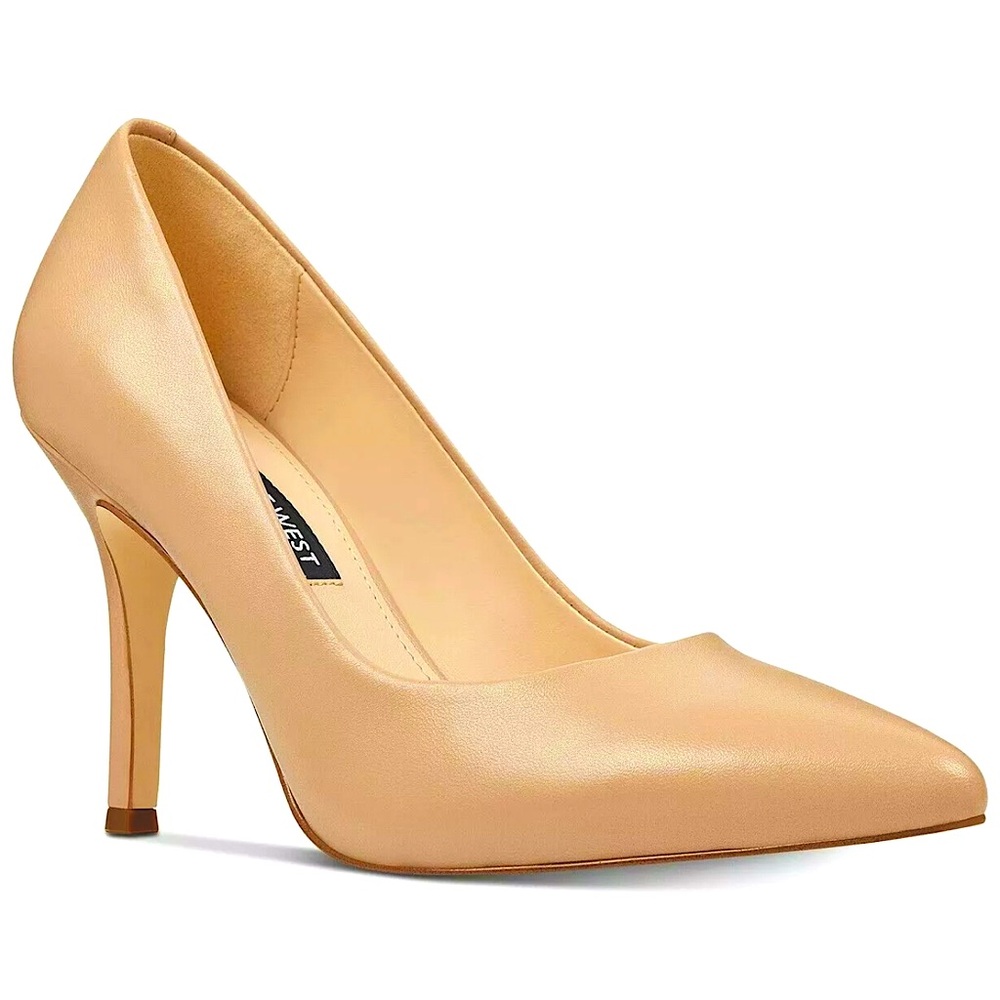 Nine West Nude Flax Pump Size 7